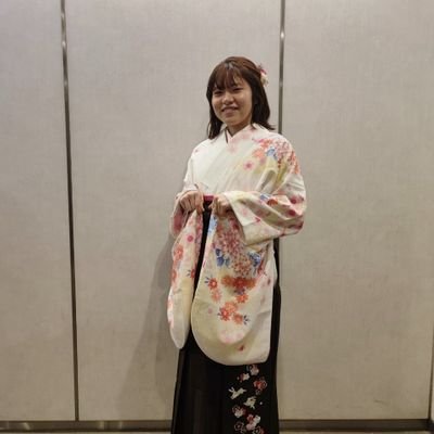 UI/UX designer @ GYRO Inc.│100Program 3, 4期│curious☛music, traveling, marketing