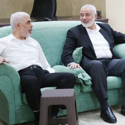 مسلم سني محب المسلمين جسدي في أفغانستان و روحي في القدس