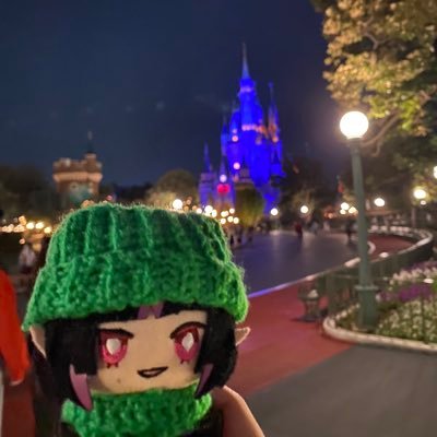 she/they || multifandom but mostly twst, hermitcraft, ninjago || perpetually tired || basic dni || 18