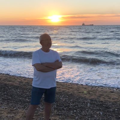 mgcochero's profile picture. No basta con oír música; además hay que verla. 
                - Igor Stravinski -