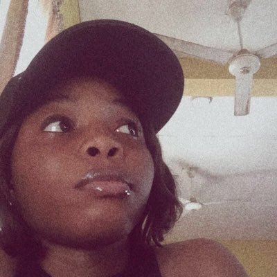 bamson_unusual's profile picture. 