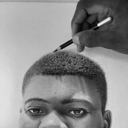 mhoses_artz's profile picture. Realistic Pencil Artist. ✏ | Graphic designer | painter | 
DM for commissions.