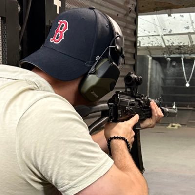 guiguiholding's profile picture. 