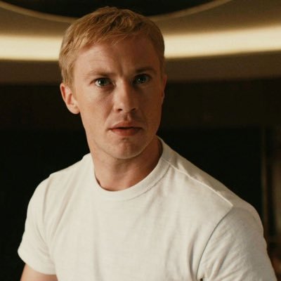 I believe the answer to that question like the answer to most questions is fuck you- Lip Gallagher. #1 Boundaries fan. 23. he/him. drummer. Fantastic Four boy.