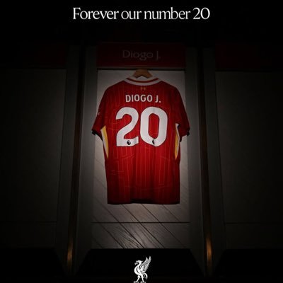 love nature, living my purpose,open minded and positivity. Massive @lfc diehard .#YNWA .