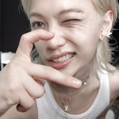 minecikk_1606's profile picture. büyüyünce çok büyük bir ibne, Seungmin ve yalan dünya olcam
/06'lı/Bahtı sikik Mine