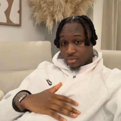 Yankeeboy_X's profile picture. Jeremiah 29:11 But still, like dust, i’ll rise