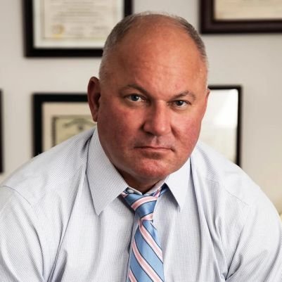 Ron here!
Editor-in-Chief https://t.co/mqtzHtFtk5, Co-host Uncovered, Attorney, Marine, Former Federal and State Prosecutor, Republican Party Insane Asylum Escapee