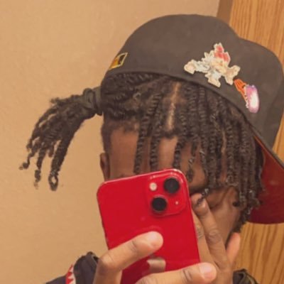 planetmarv's profile picture. say it wit me.. “fukk a rat”