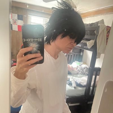proud parent. L Lawliet enthusiast. lover of sweets. He/Him.