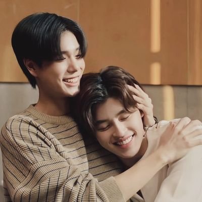 🥛🥢 — taekook , pondphuwin are my tiny angels. ♡
꒰🥡꒱ she/they ૮₍ ˃ ⤙ ˂ ₎ა. • 22
• 911 enthusiast ♡