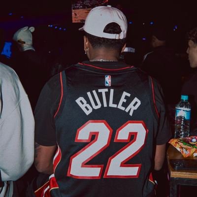 Negongo_Gabriel's profile picture. Jeremiah 29:11🌻
✨️ @realmadrid ✨