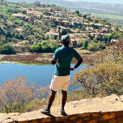 Not cool, Not smart, I do not have style...I don't even know who wrote this Bio....😏. I Liverpool #YNWA