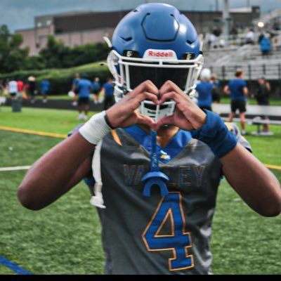 Valley High c/o28 RANKED #7 RB|ATH in KY |3.0GPA|x2 KFAS|6’0 190 Ibs| TRACK AND FIELD 🦾🦿🏈 NCAA ID: 2503538642 | TRAINS 🚂 @giddensgainz |