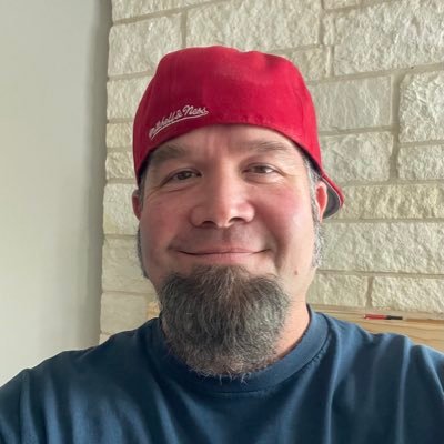 Married. 3 kids. Love FOOD! Love SPORTS! Love MUSIC! Love Horror Movies! Support OTHERS! Texas Born/Raised! 👊🏼💥