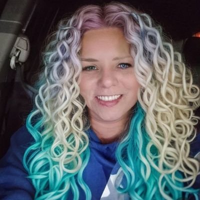 Former chaos coordinator. Now I just mind my trauma and drink my coffee.
Still a little toxic, just in more productive ways.