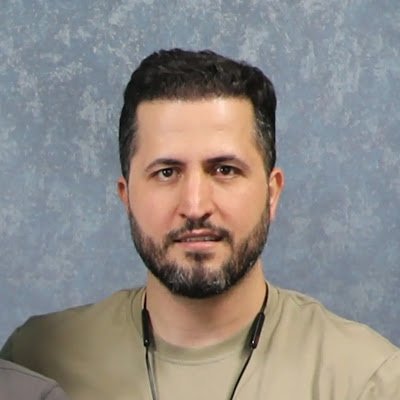 ZeynaliSin23612's profile picture. 