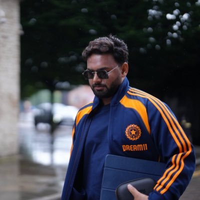 @Alaukikjohri021
