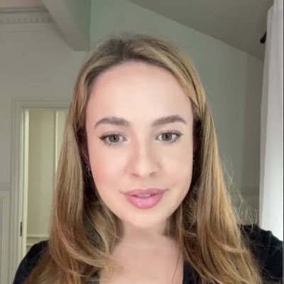 AmeliaLily475's profile picture. Hit me up and know more about me