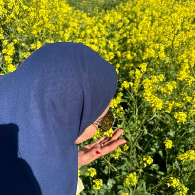 ماجستير في الأثار والمتاحف ♥🗿✨ كاتبة محتوى تراثي،و أحب الحياة 🪻 asmaalhussain33@gmail.com