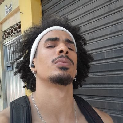 Bonito, cheiroso e não rico pq choras Caio Castro
Nanotecnologia - UFRJ