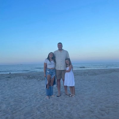 amillward92's profile picture. 