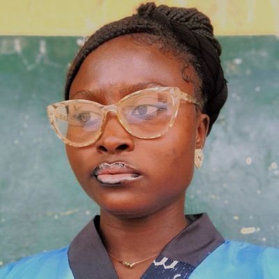 Life Coach, Online Entrepreneur, A Digital Marketing Expert, I Educate Young Aspirant On How To Make Their First $5k-$10k Online With Just Their Smart Phone
