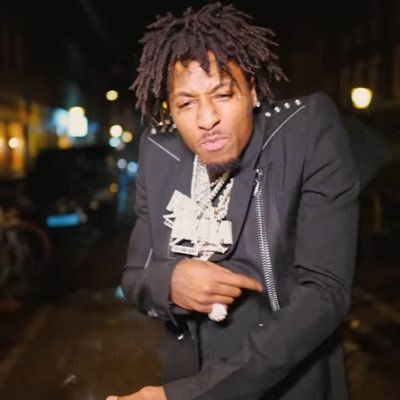 slimehunchoz's profile picture. 