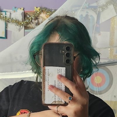 Aves_2028's profile picture. paranormal shii on top
Sam and Colby I ♡ u
kmk, Celina, dannyphantom.exe, birlap_
Violin is hard but fun (like me 💀)
Photography is cool
Lockwood and Co- ntflx