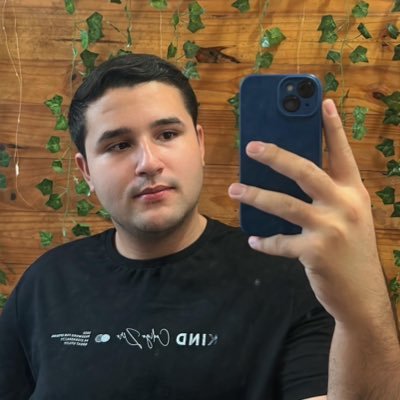 Carlos_3duardo0's profile picture. 📌 MG ◾ 2003 🧑🏻‍⚕️Fisioterapia