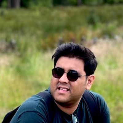 ZaryabK16's profile picture. 30 | Aspiring “Something” | #MUFC | "For you, a thousand times over." - Khaled Hosseini