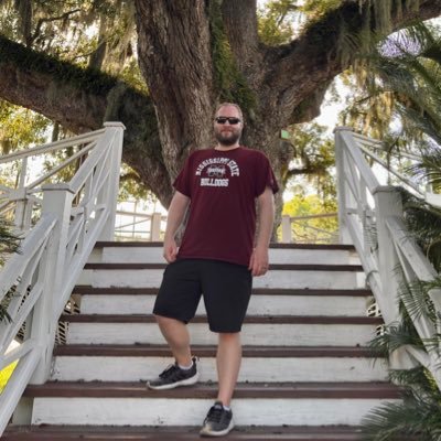 Studying Broadcast & Operational Meteorology at #HailState🐶 | former College Hockey Coach & Sports Media Pro | AA Multimedia, BA Sport Comms, & MA Sport Mgmt.