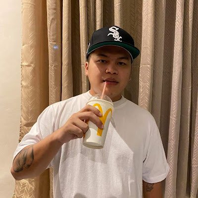 drexlrjab's profile picture. Virtual Assistant | 5+ years experience | Helping startups succeed | Skateboarder & Trekker | Let's connect!