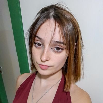 rociomagaliegz's profile picture. 🏹🐔