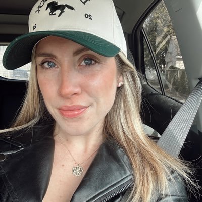 BriScerpella's profile picture. Becoming through each moment