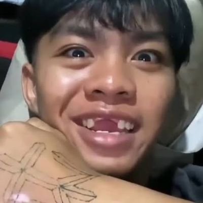 DedeDe21065's profile picture. crypto player 33CZXZG3