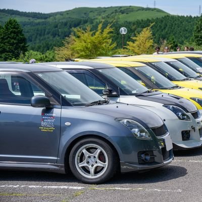 YouTubeでサーキットの走行動画あげてます‼️
静岡県/28歳/SUZUKI ZC31S 1型&嫁様SUBARU BRZ S ZC6 D型/
🐈️アメショーのピノ♀(4才)/ブリティッシュのルブ♂(3才)
無言フォローすみません😣💦⤵️
車好きの方、遠慮なくフォローしてください!#STSM in十国峠 主催