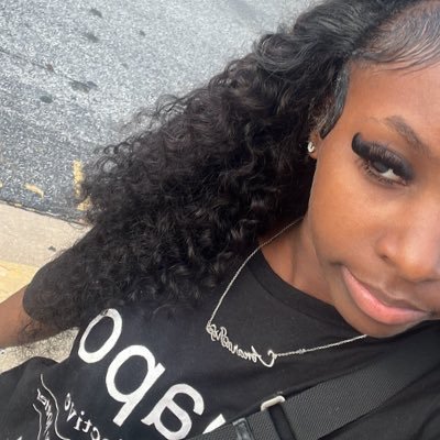 maraaivy's profile picture. 