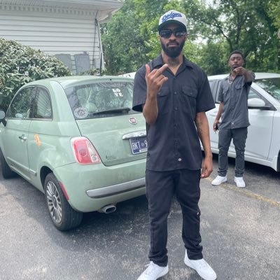 #LongliveDejuan💛💙#LongLiveQuincy🖤💛#LongLiveVastoria 🧡🖤 Grizzlies, Lebron , Steelers , Predators