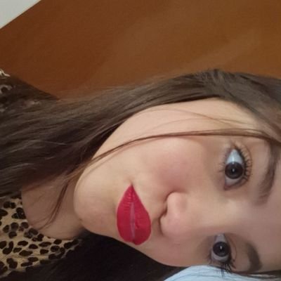 sendo intensa e tomando intensamente no meu cu