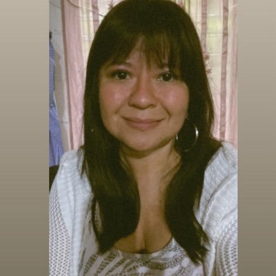 VictoriaIraheta's profile picture. Vous connaîtrez la vérité , et la vérité vous rendra libres 🌸🌿🌴🌧🌋🦊✨ Chinita-fragmentos de canciones que me encantan ☺️