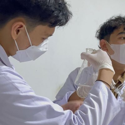 danaanggara32's profile picture. 