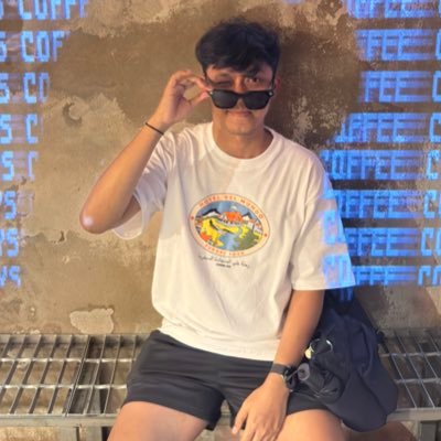 odyswithin's profile picture. lost in horizons, found in silence