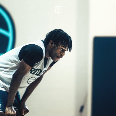 6’1 Comb Guard 2026| Ridley HighSchool |Email: Chrissize2007@gmail.com
