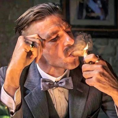 mysticcyx's profile picture. 