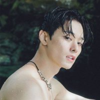 J. (@leejuyebon) 's Twitter Profile