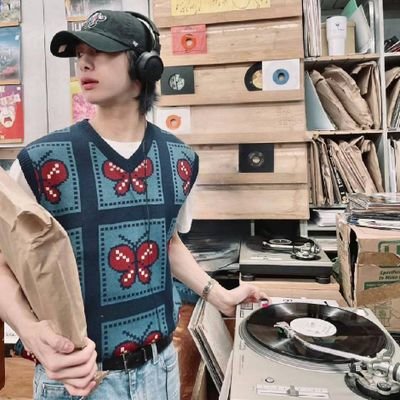 hytng248924's profile picture. 人类 蔡亨源 MONSTAX 蔡亨源 FOREVER.