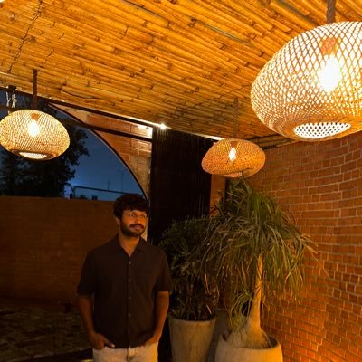 Web3 Educator 💡 | @CoinDCX Maxi 💎 | https://t.co/uuWTXmHmSh Developer 💻 | Building & teaching in the decentralized era, passionate about blockchain innovation.