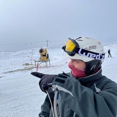 aktastuna94's profile picture. ⚽️🏀📈📊