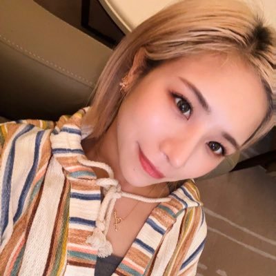 revlogchan's profile picture. れれちゃんです！旅行✈️グルメ🍚観光等のyoutubeチャンネル😊🩷週2回（予定）でupしています🌟